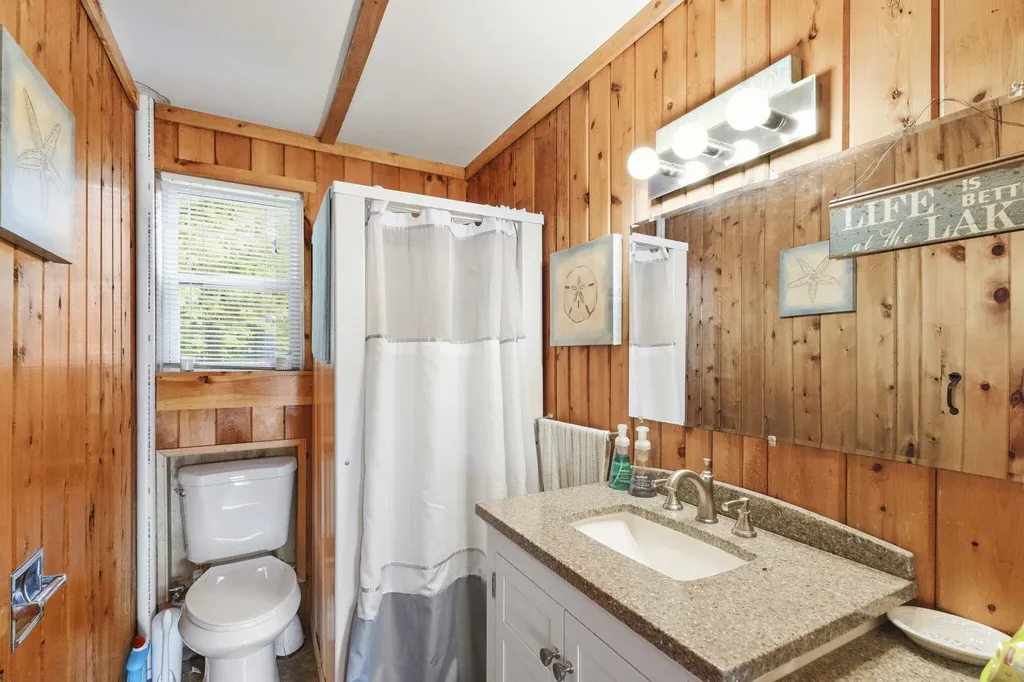 15 East Lane Ebeemee Twp ME 04414