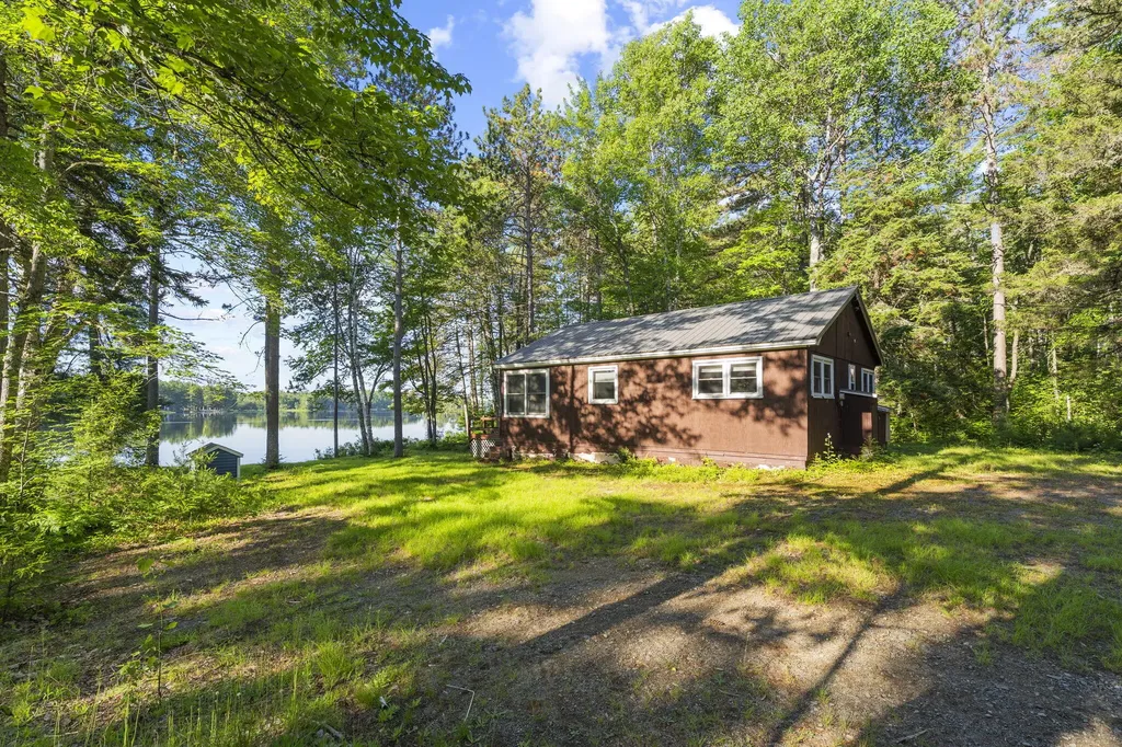 15 East Lane Ebeemee Twp ME 04414