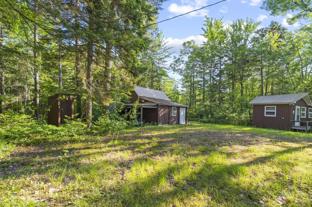 15 East Lane Ebeemee Twp ME 04414
