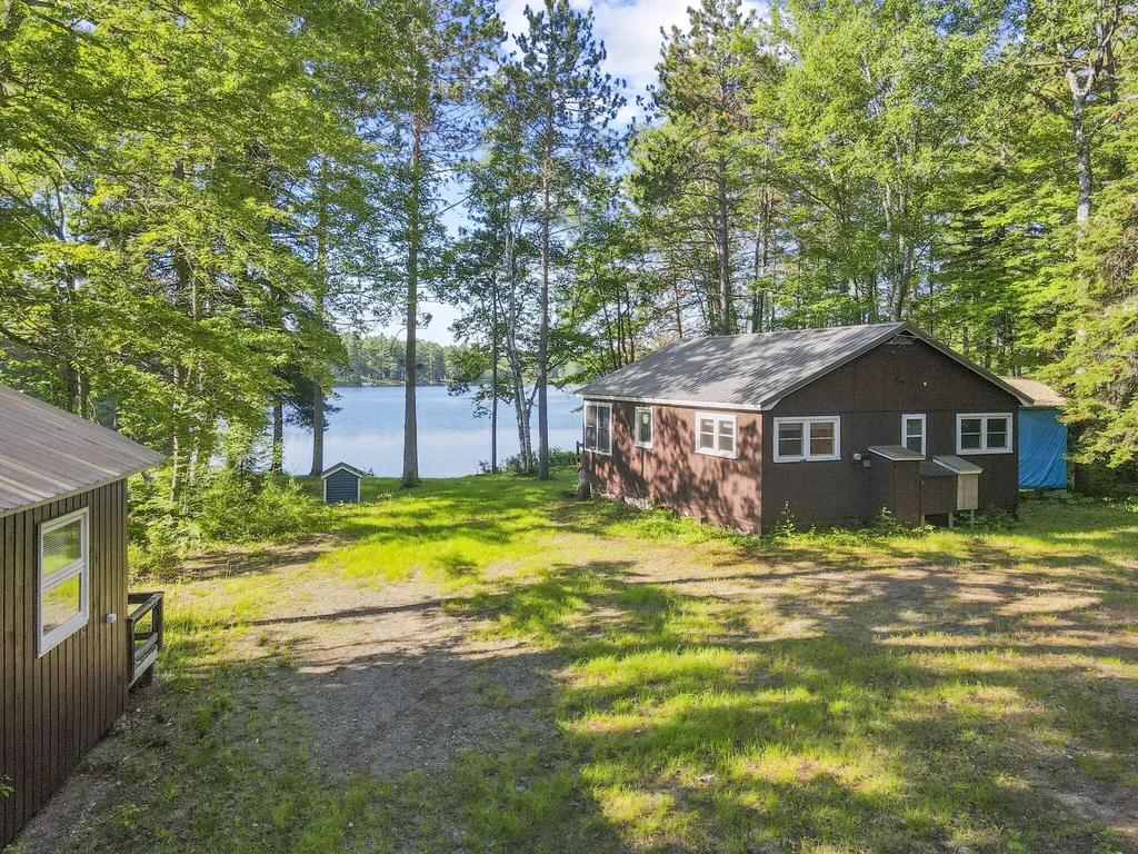 15 East Lane Ebeemee Twp ME 04414