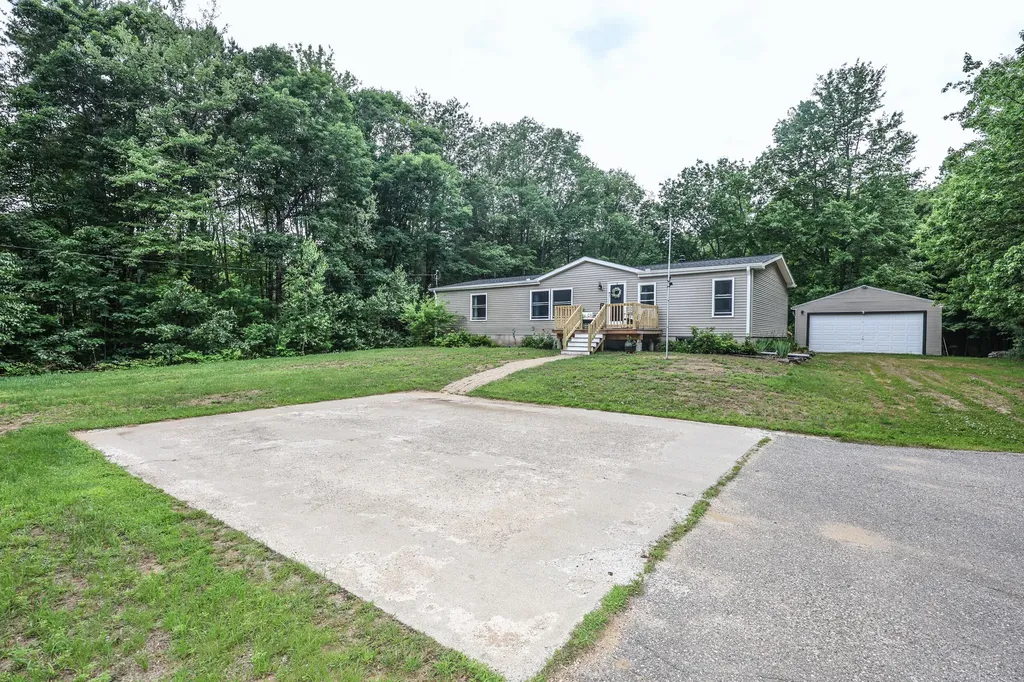 263 Country Club Road Sanford ME 04073