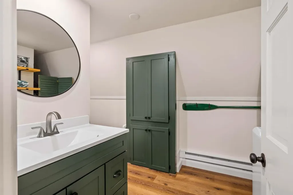 22 Hallett Street Chelsea ME 04330