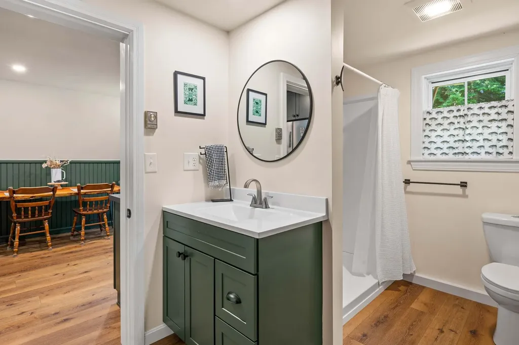 22 Hallett Street Chelsea ME 04330
