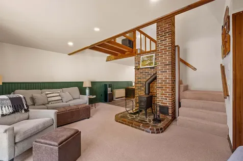 22 Hallett Street Chelsea ME 04330