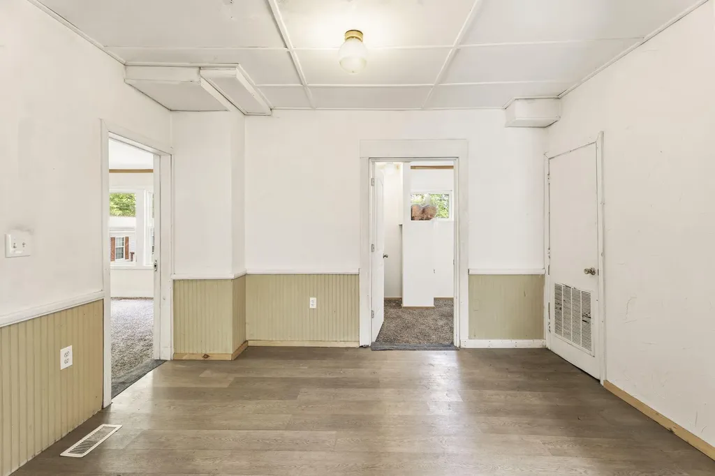 32 Clinton Street Milo ME 04463