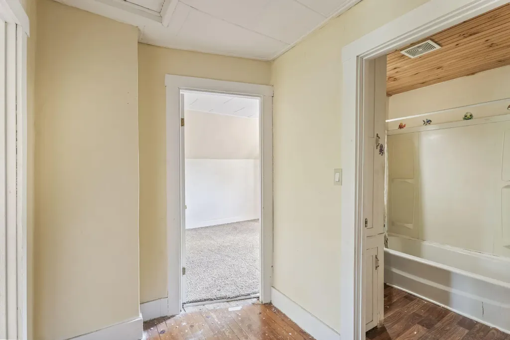 32 Clinton Street Milo ME 04463