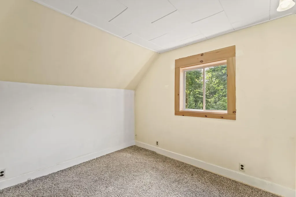 32 Clinton Street Milo ME 04463