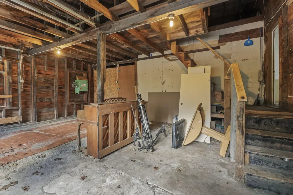 32 Clinton Street Milo ME 04463
