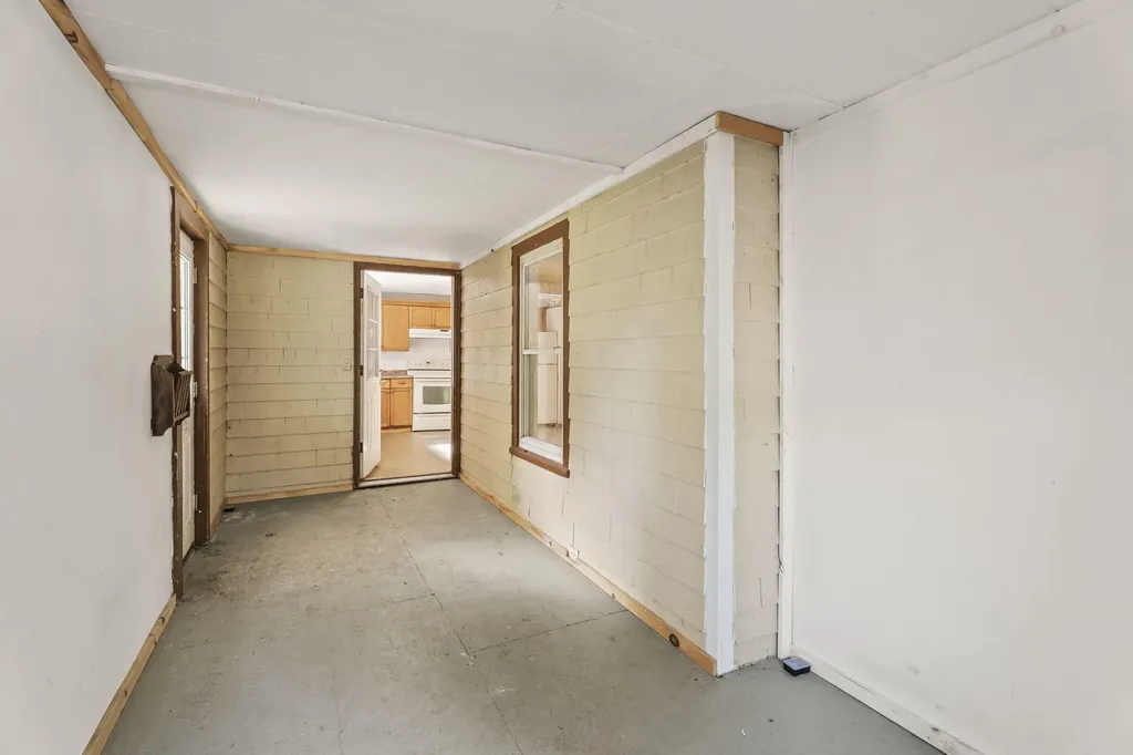 32 Clinton Street Milo ME 04463