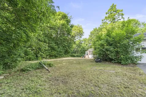 32 Clinton Street Milo ME 04463