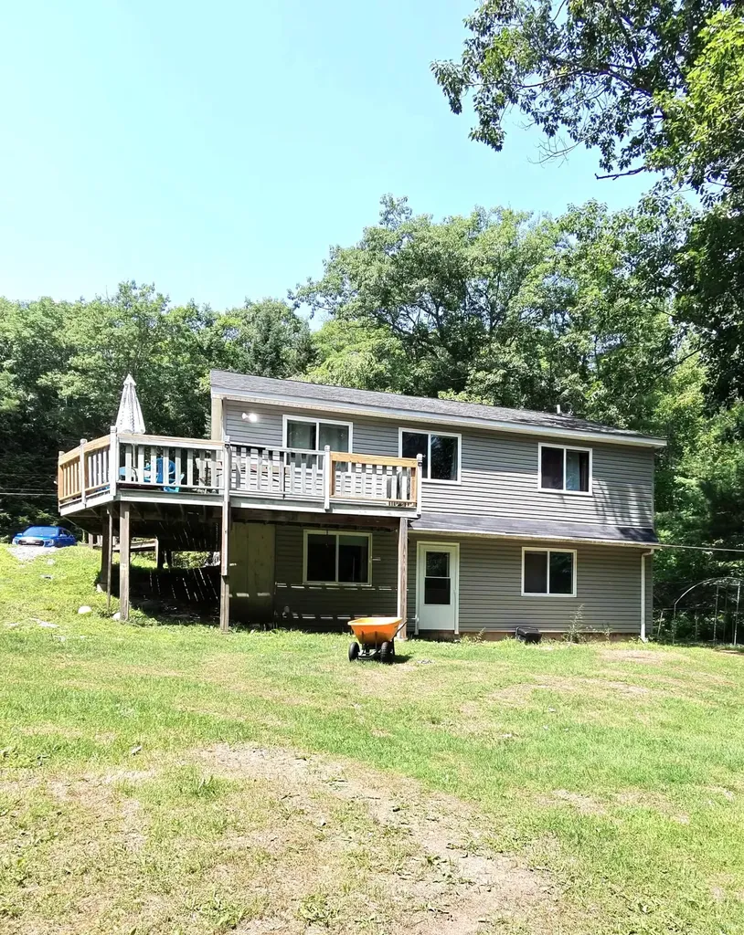 201 Mast Hill Road Bucksport ME 04416