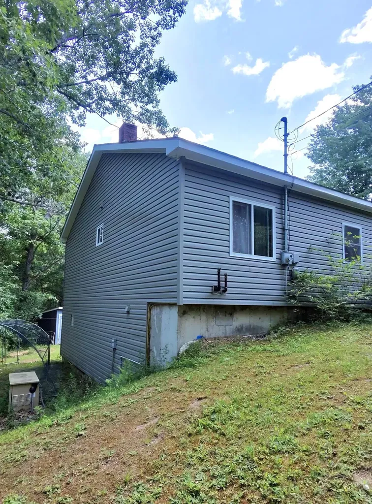 201 Mast Hill Road Bucksport ME 04416
