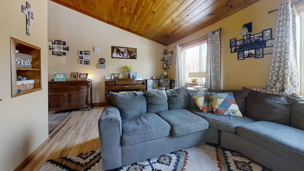 201 Mast Hill Road Bucksport ME 04416