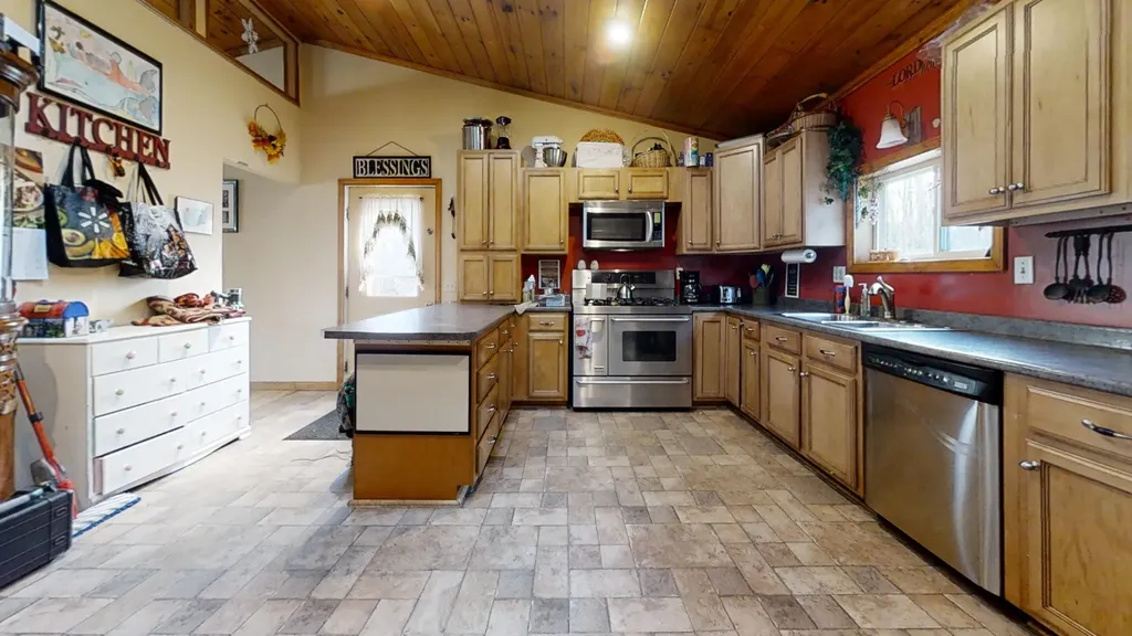 201 Mast Hill Road Bucksport ME 04416
