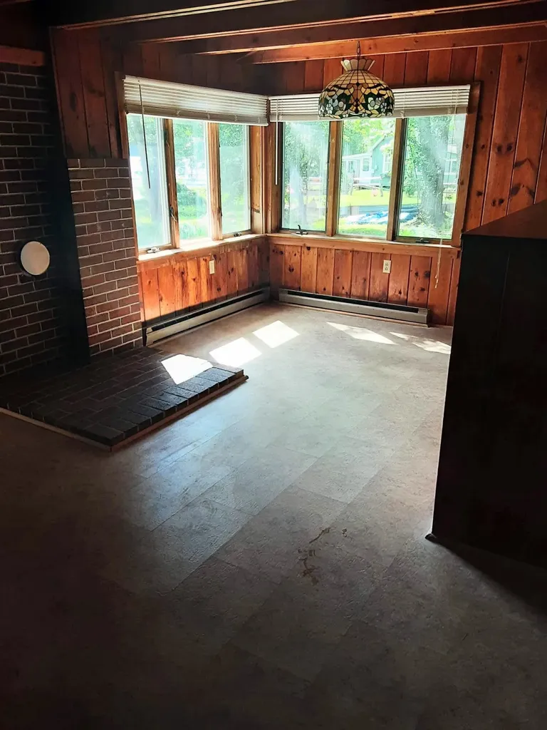 47 Stafford Circle Newcastle ME 04553