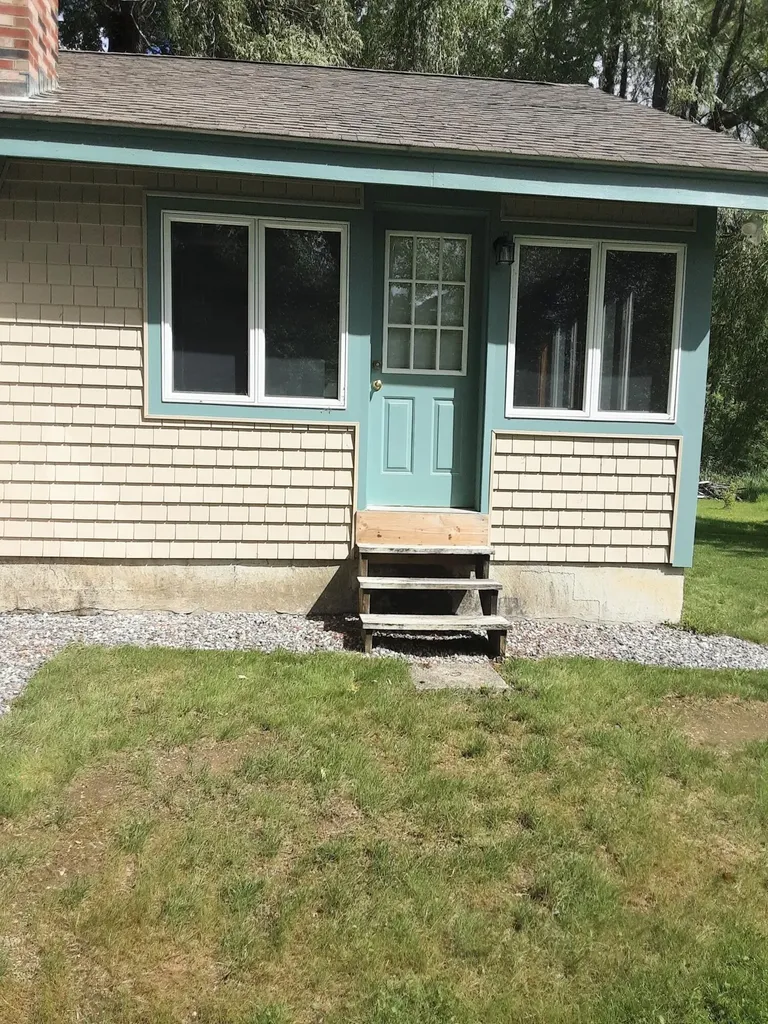 47 Stafford Circle Newcastle ME 04553