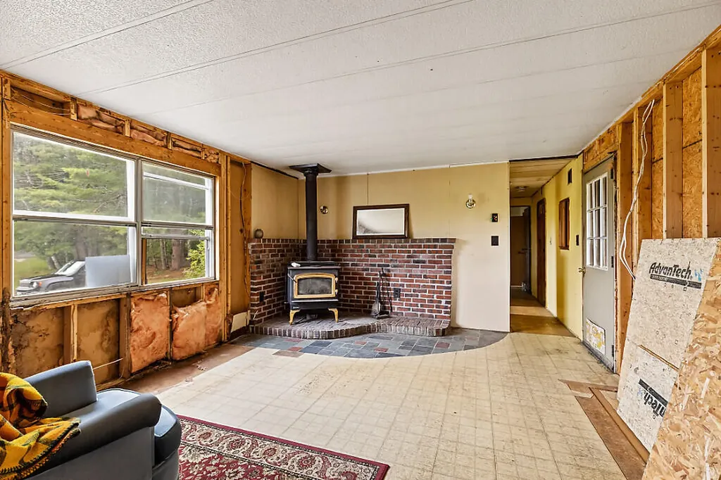 156 Bridge Road Brunswick ME 04011