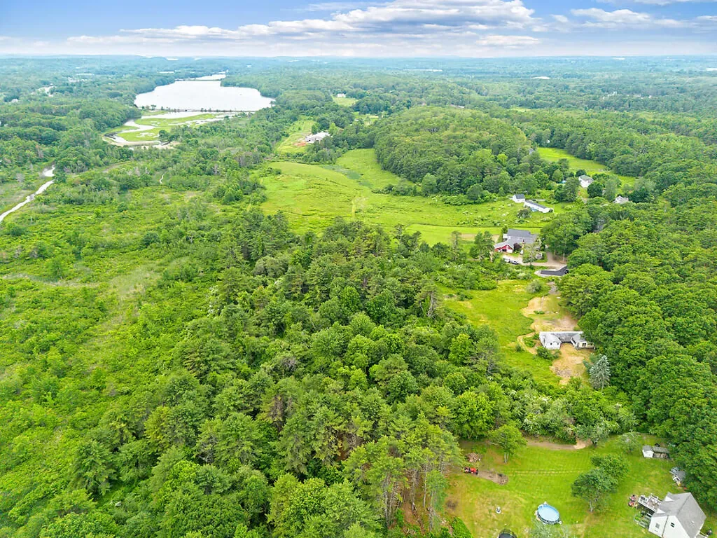156 Bridge Road Brunswick ME 04011
