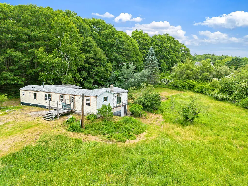 156 Bridge Road Brunswick ME 04011