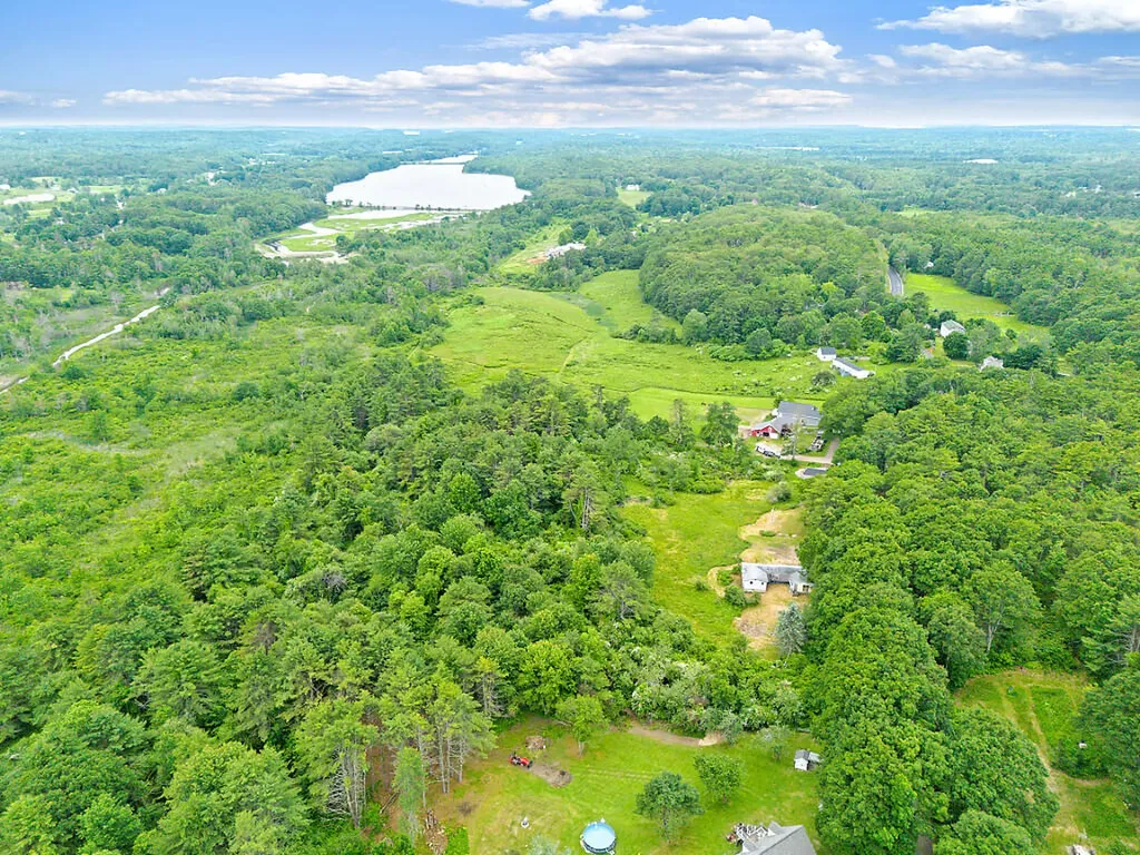 156 Bridge Road Brunswick ME 04011
