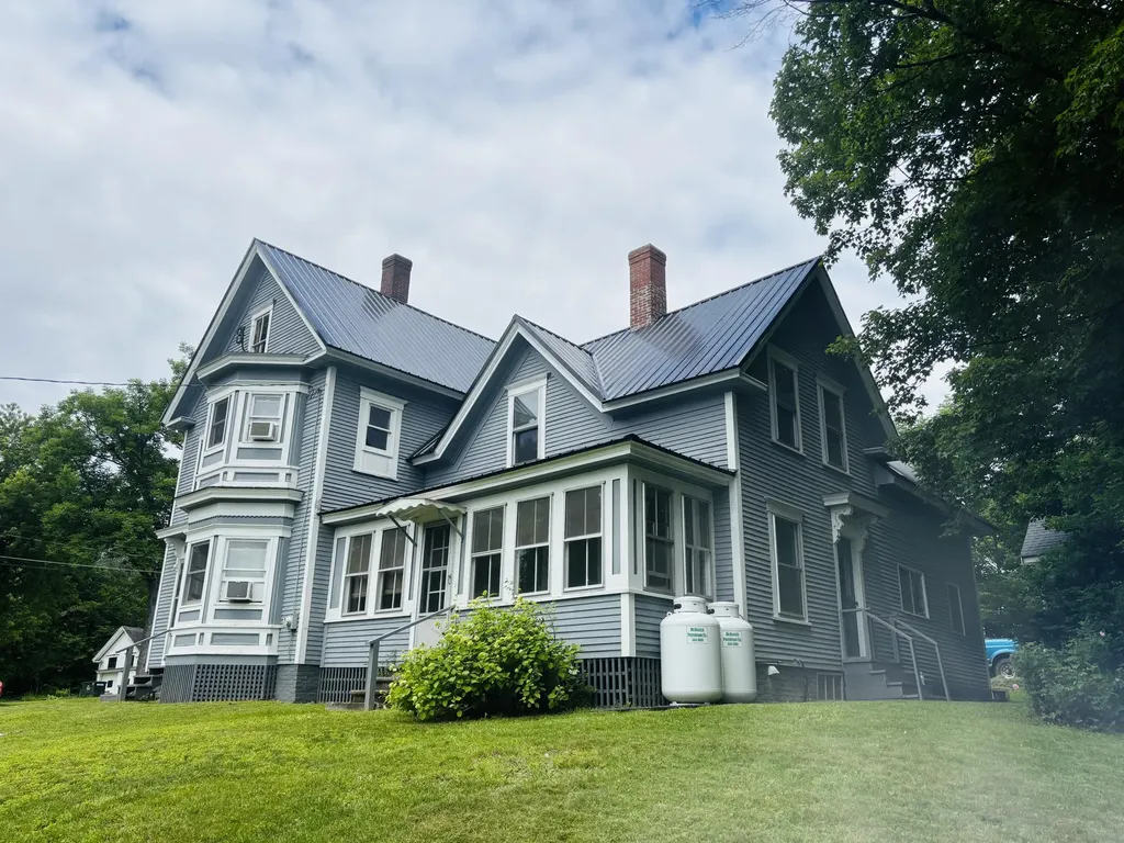 9 Pleasant Street Guilford ME 04443