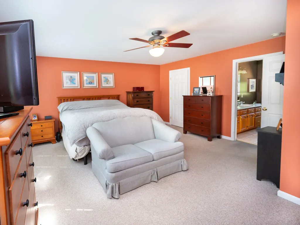 1159 Hotel Road Auburn ME 04210