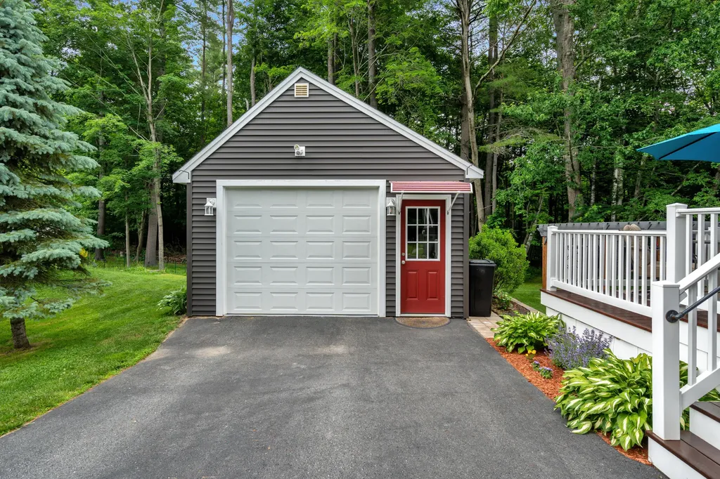 109 Bradman Street Auburn ME 04210