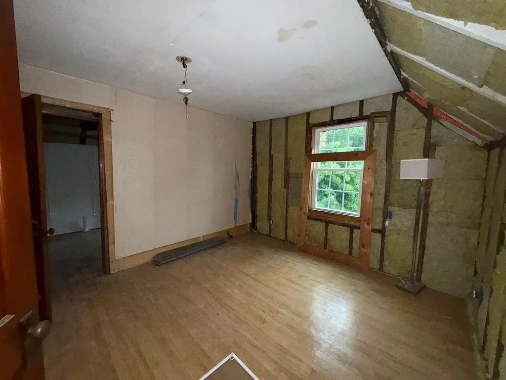 7 Eastern Avenue East Millinocket ME 04430
