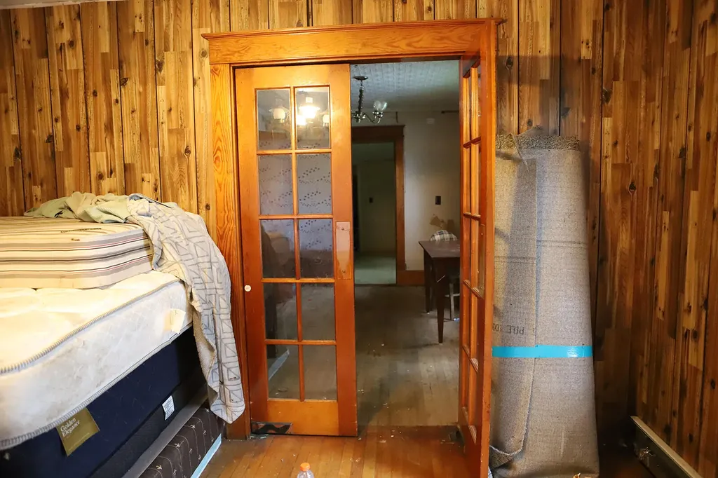 7 Eastern Avenue East Millinocket ME 04430