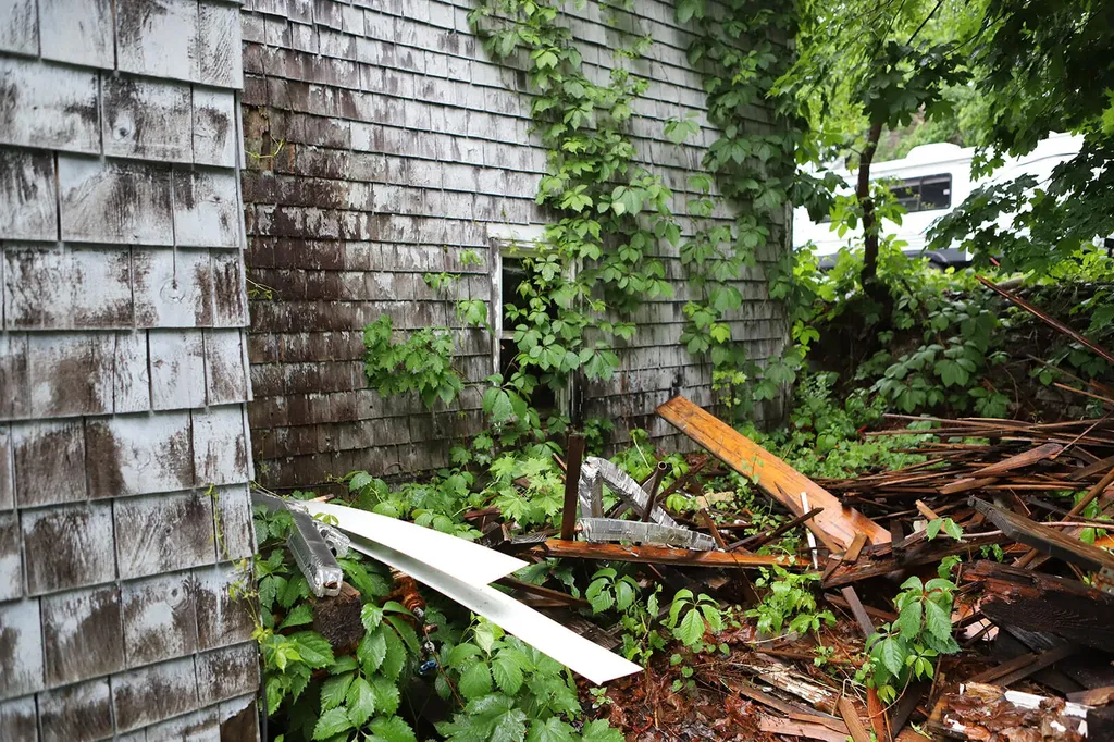 7 Eastern Avenue East Millinocket ME 04430