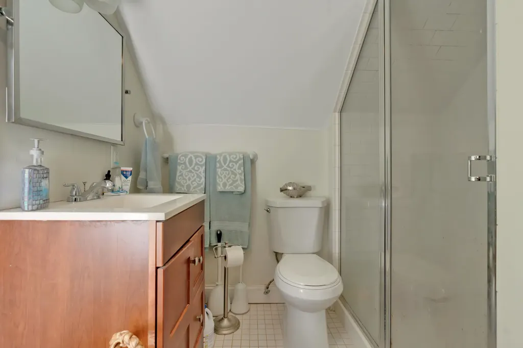 2 Bridgeview Terrace Kittery ME 03904