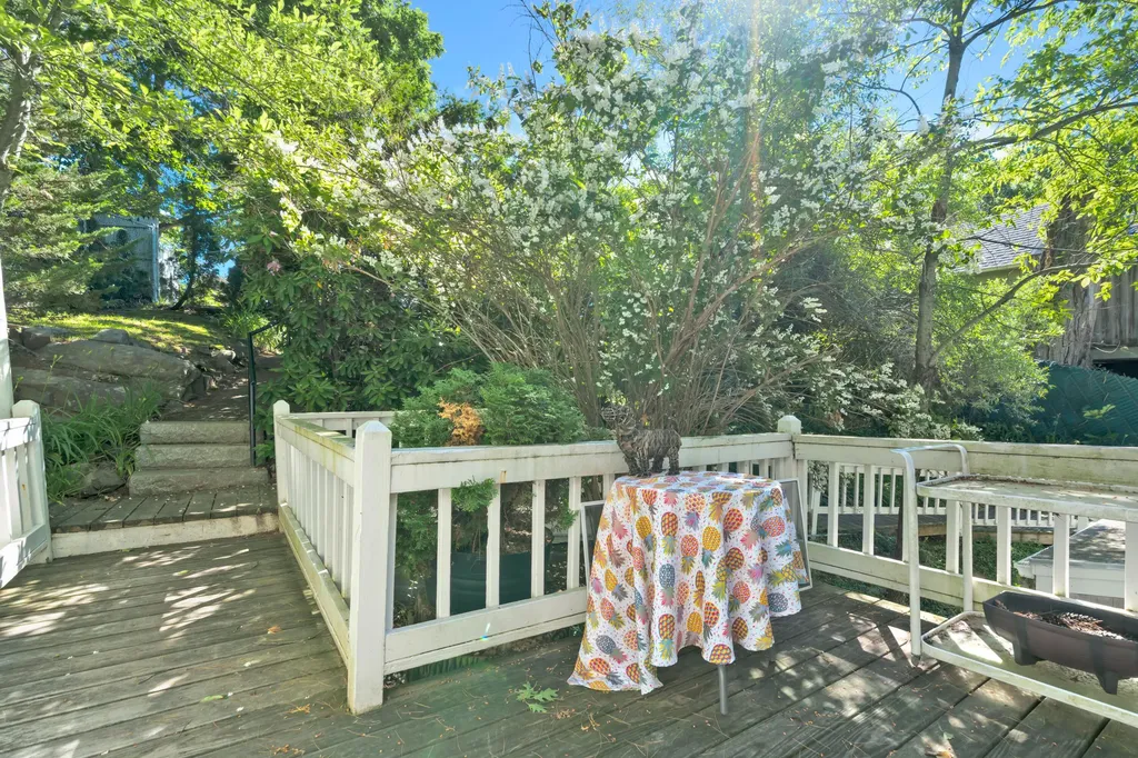 2 Bridgeview Terrace Kittery ME 03904