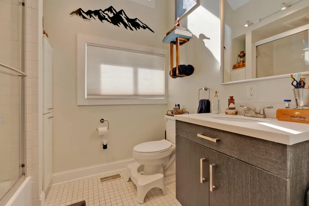 2 Bridgeview Terrace Kittery ME 03904
