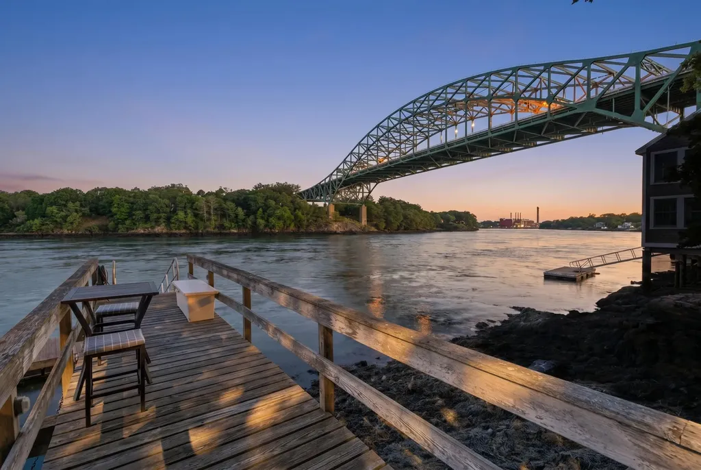 2 Bridgeview Terrace Kittery ME 03904