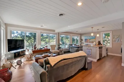 2 Bridgeview Terrace Kittery ME 03904