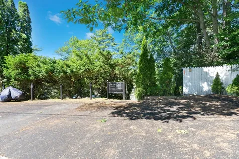 2 Bridgeview Terrace Kittery ME 03904