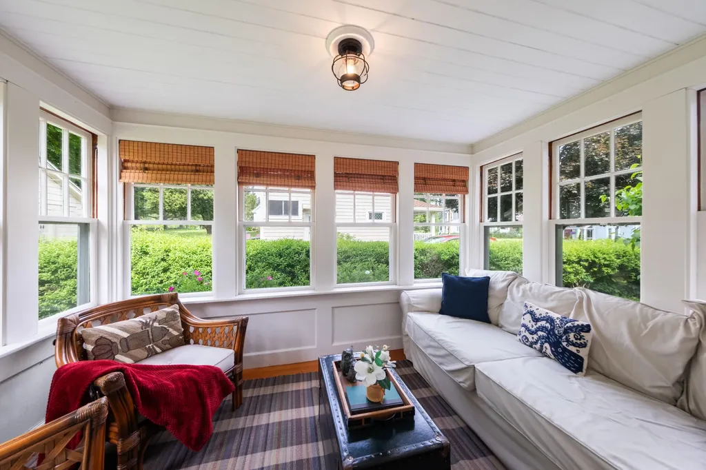 140 Talbot Avenue Rockland ME 04841