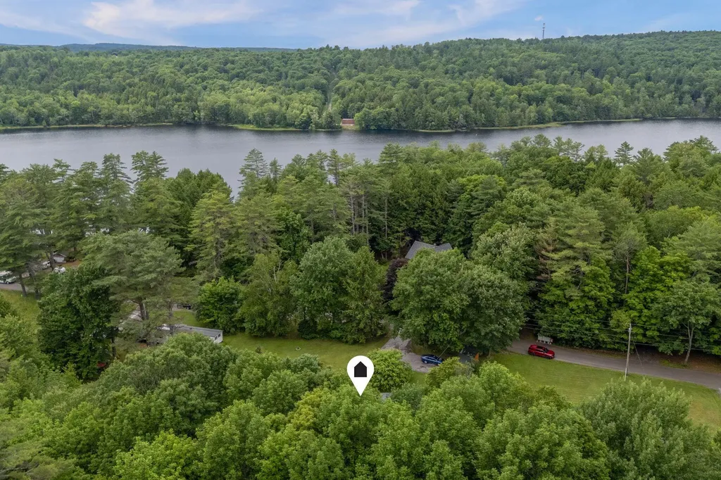 63 Upper Narrows Lane Winthrop ME 04364