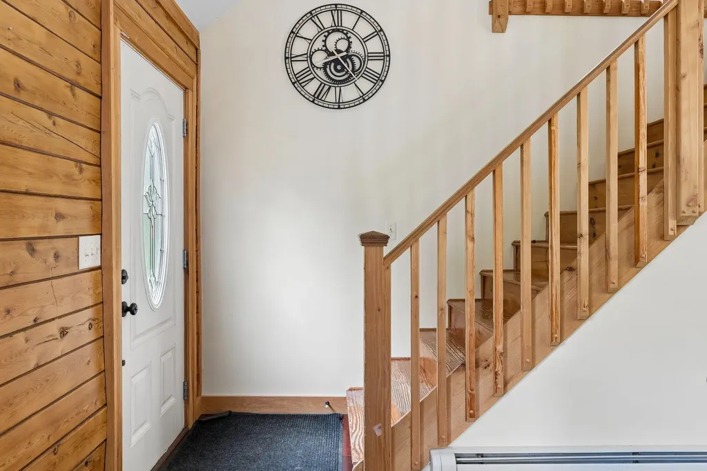63 Upper Narrows Lane Winthrop ME 04364