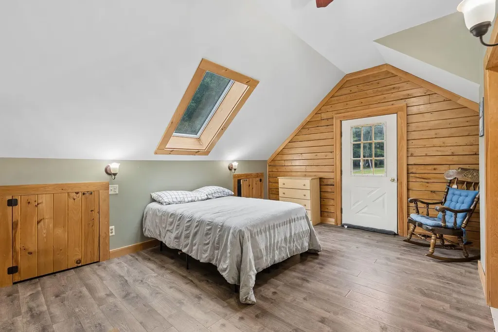 63 Upper Narrows Lane Winthrop ME 04364