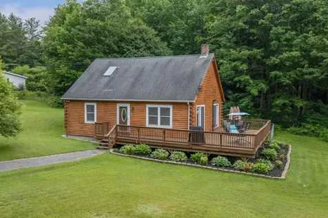 63 Upper Narrows Lane Winthrop ME 04364