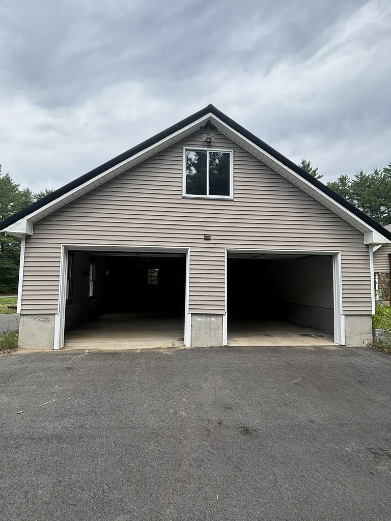 297 West Road Bowdoin ME 04287