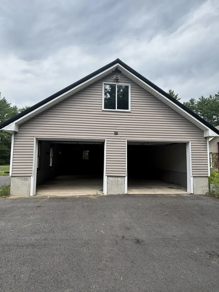 297 West Road Bowdoin ME 04287