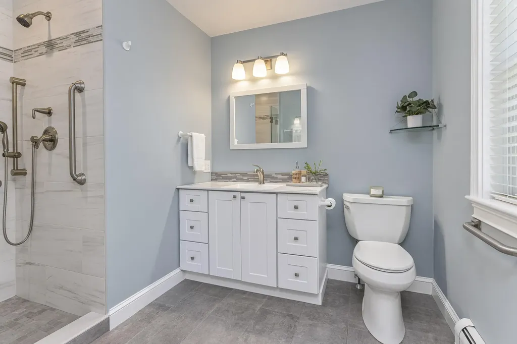 30 York Ledge Drive Cumberland ME 04110
