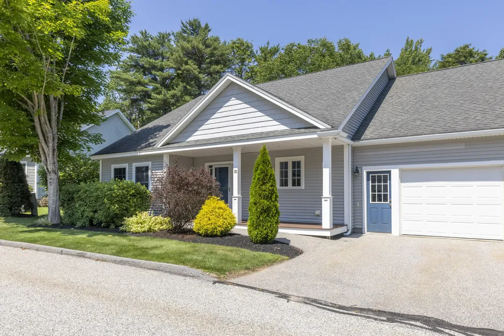 30 York Ledge Drive Cumberland ME 04110