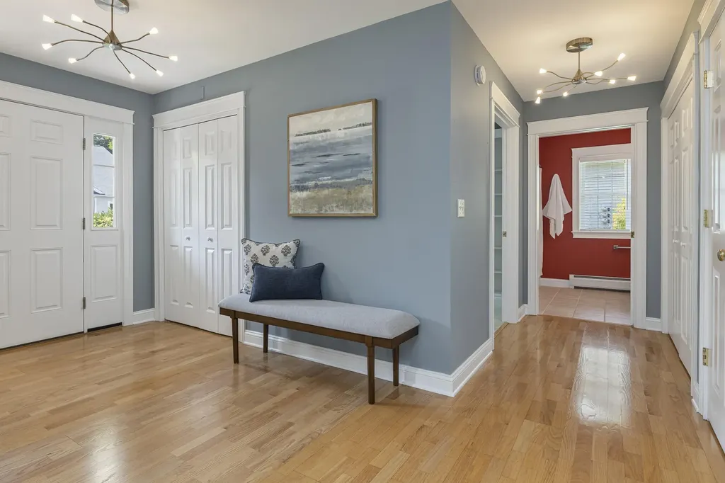 30 York Ledge Drive Cumberland ME 04110
