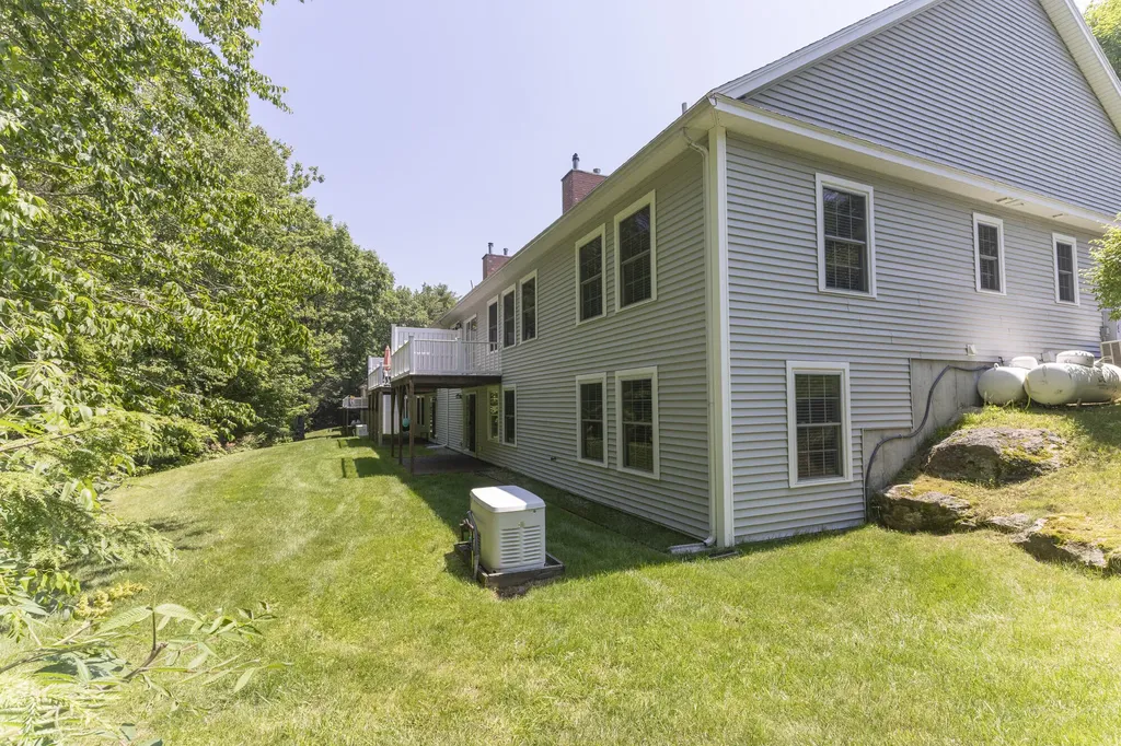 30 York Ledge Drive Cumberland ME 04110