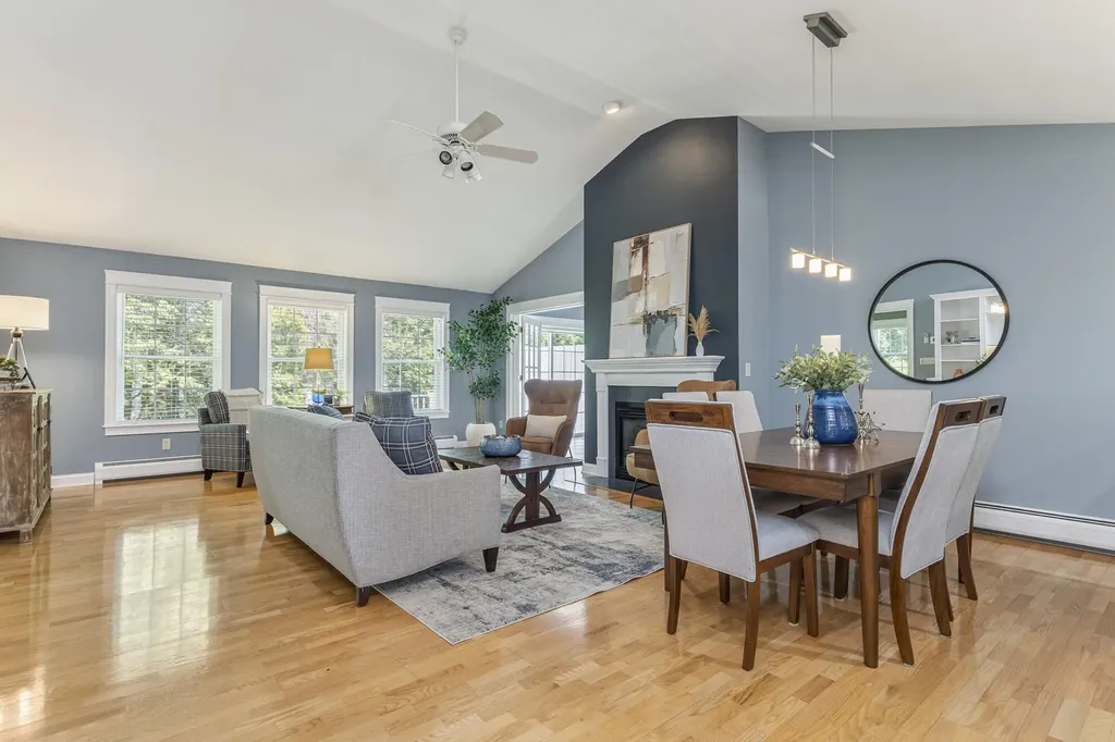 30 York Ledge Drive Cumberland ME 04110