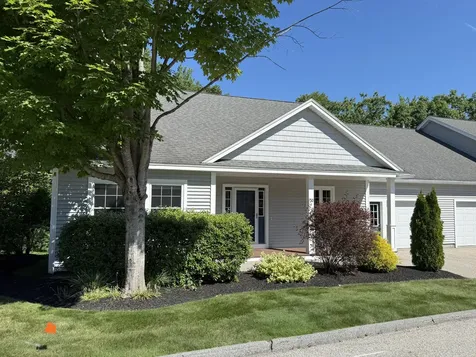 30 York Ledge Drive Cumberland ME 04110