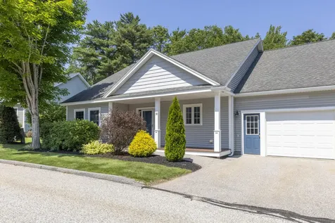 30 York Ledge Drive Cumberland ME 04110